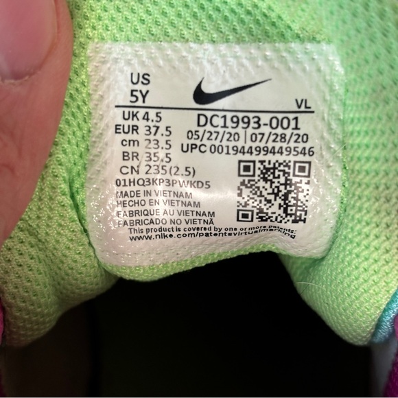 Nike All About Buckets Teamhustle 5Y Sneakers - Picture 10 of 11